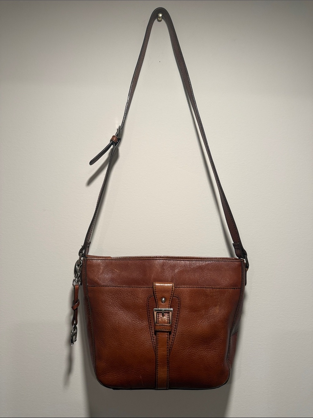 Etienne Aigner Chestnut Brown Leather Messenger Crossbody